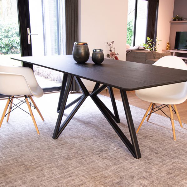 Bogard Natuurlijk eiken tafel| Vulcano Black
