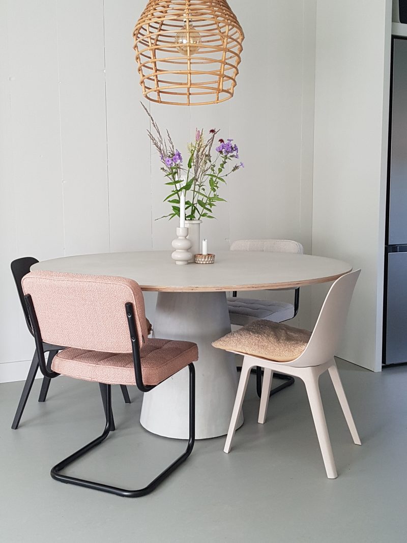 Beton Tafel | Light-grey Bogard 4