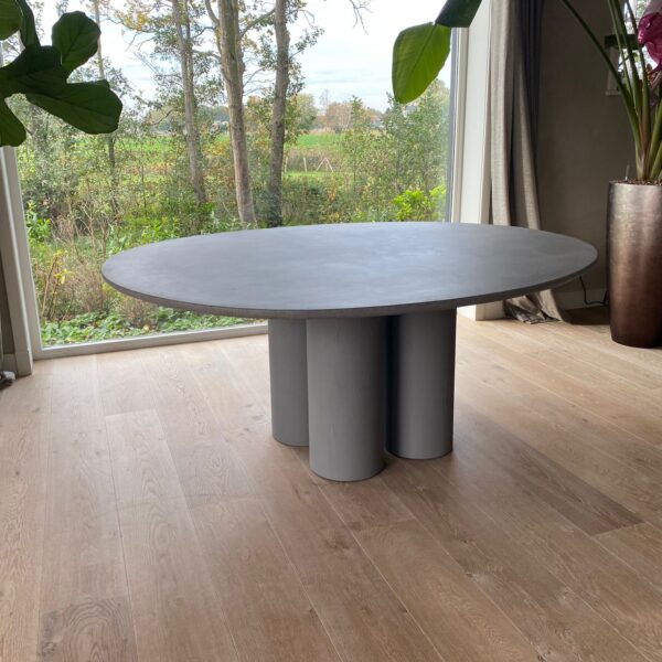 Poten tafel 4-cilinderleg